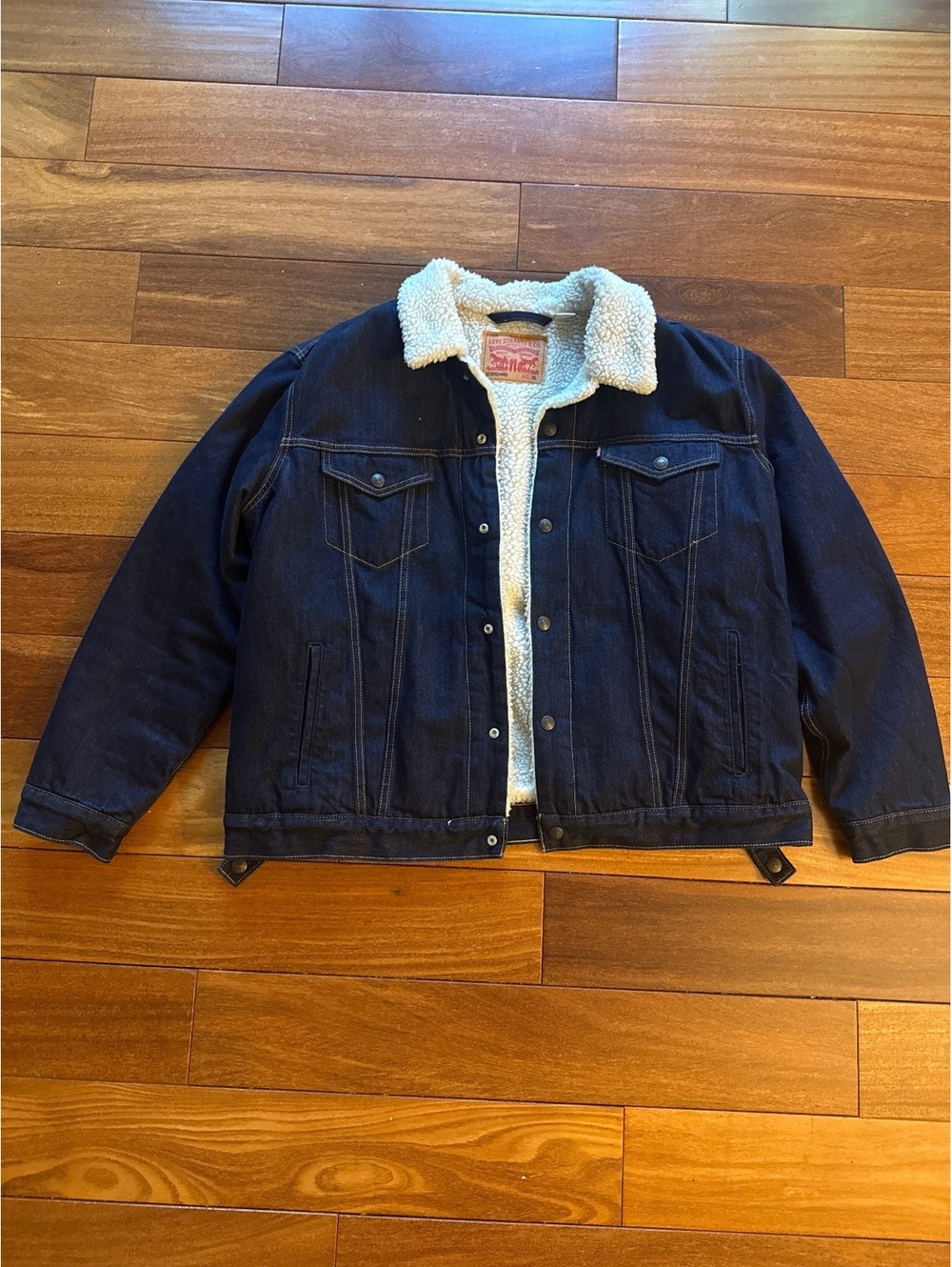 Sherpa Lined Levi’s Denim Jacket XL
